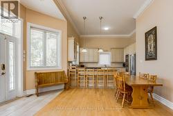 Dining Area - 