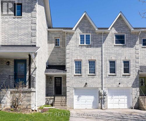 25 HATTIE COURT  Georgina, ON L4P 3Z7