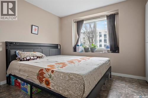 82 5622 Gordon Road, Regina, SK - Indoor Photo Showing Bedroom