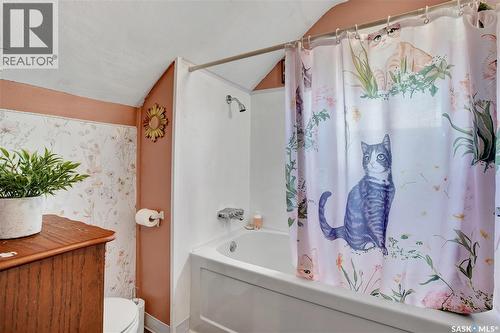 516 1St Street S, Waldheim, SK - Indoor Photo Showing Bathroom