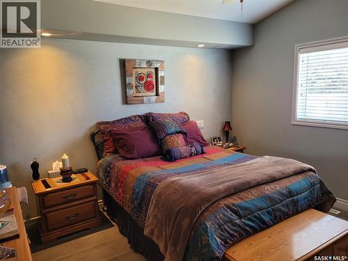 406 Bolton Place, Saskatoon, SK - Indoor Photo Showing Bedroom