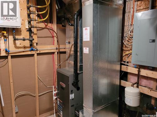 406 Bolton Place, Saskatoon, SK - Indoor Photo Showing Basement