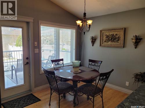 406 Bolton Place, Saskatoon, SK - Indoor Photo Showing Dining Room