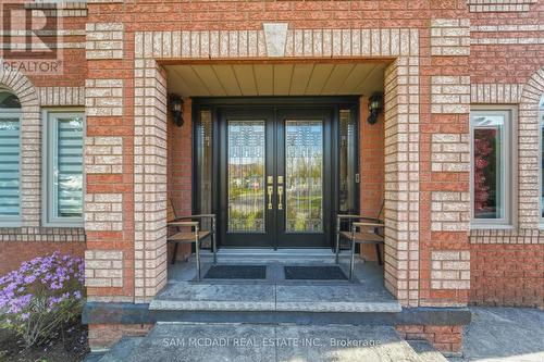 3605 Trelawny Circle, Mississauga, ON - Outdoor