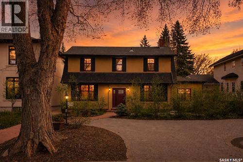 208 Saskatchewan Crescent W, Saskatoon, SK - Outdoor