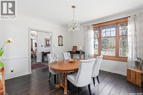 208 Saskatchewan Crescent W, Saskatoon, SK - Indoor Photo Showing Dining Room