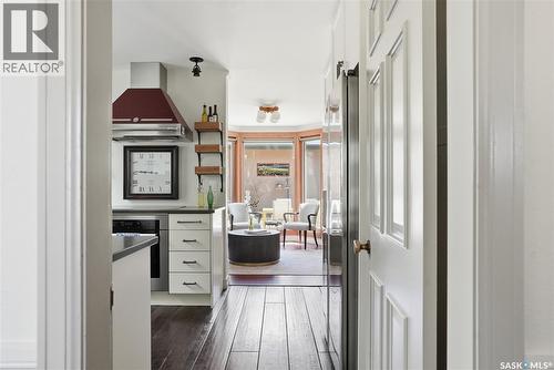 208 Saskatchewan Crescent W, Saskatoon, SK - Indoor Photo Showing Other Room