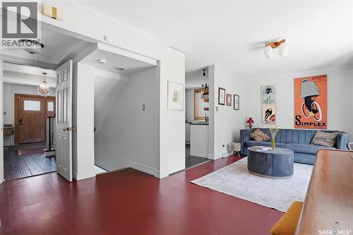 208 Saskatchewan Crescent W, Saskatoon, SK - Indoor