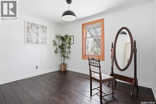 208 Saskatchewan Crescent W, Saskatoon, SK - Indoor Photo Showing Other Room