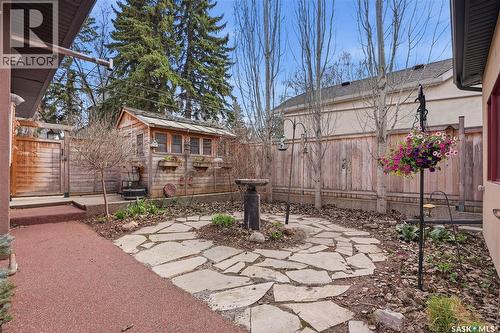 208 Saskatchewan Crescent W, Saskatoon, SK - Outdoor
