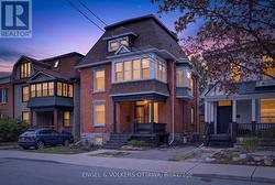 523 MCLEOD STREET  Ottawa, ON K1R 5P9