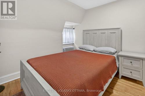 523 Mcleod Street, Ottawa, ON - Indoor Photo Showing Bedroom