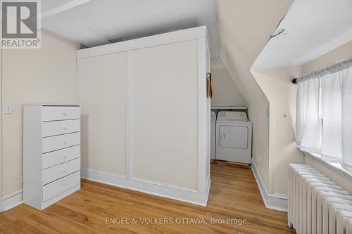 523 Mcleod Street, Ottawa, ON - Indoor Photo Showing Laundry Room