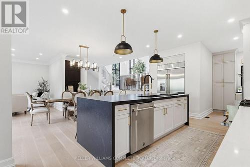 28 Undercliffe Avenue, Hamilton, ON - Indoor Photo Showing Kitchen With Upgraded Kitchen