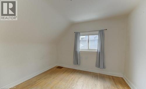 8 Marshall Street, Waterloo, ON - Indoor Photo Showing Other Room