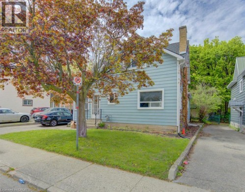 8 Marshall Street, Waterloo, ON 