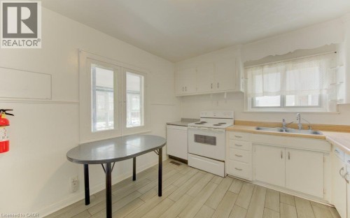 8 Marshall Street, Waterloo, ON 