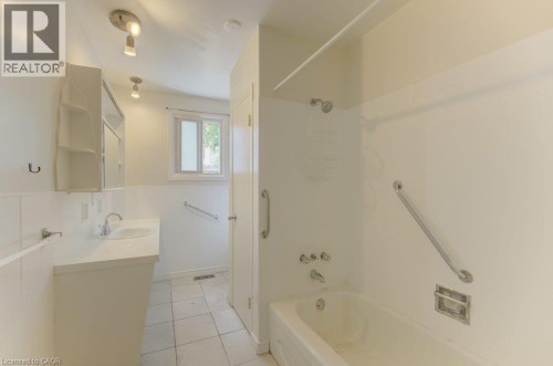 8 Marshall Street, Waterloo, ON 