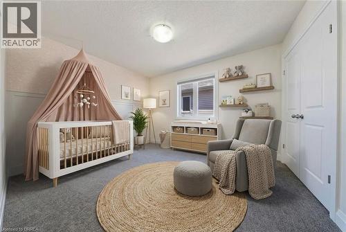 32 Arlington Parkway, Paris, ON - Indoor Photo Showing Bedroom