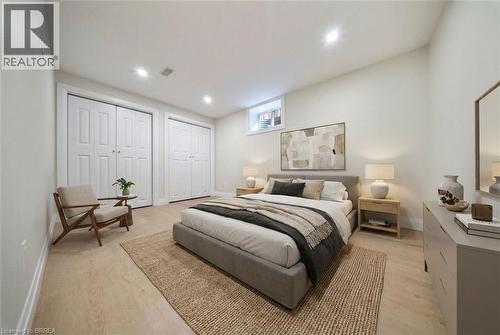 32 Arlington Parkway, Paris, ON - Indoor Photo Showing Bedroom