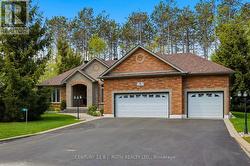 6 LLOYD COOK DRIVE E Springwater, ON L4M 4S4
