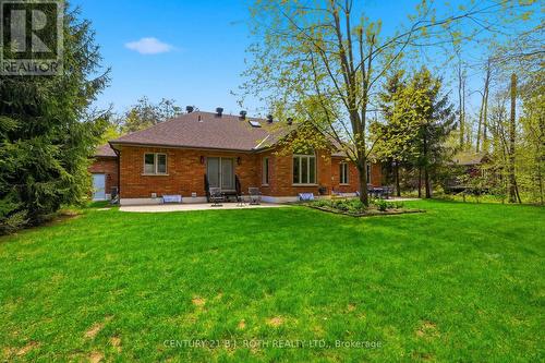 6 Lloyd Cook Drive E, Springwater, ON - Outdoor