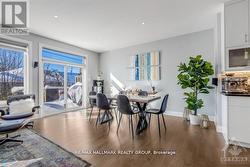 Large dining room to host a large group of people. - 