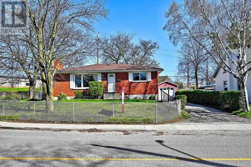 811 DOLPH STREET N  Cambridge, ON N3H 2B6