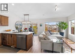 225 Glen Park Drive Unit# 9 Kelowna, BC V1V 2X5