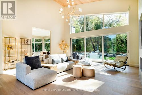109 Pheasant Run, Blue Mountains, ON - Indoor Photo Showing Living Room
