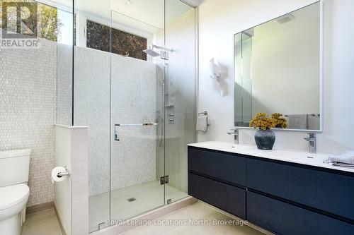 109 Pheasant Run, Blue Mountains, ON - Indoor Photo Showing Bathroom