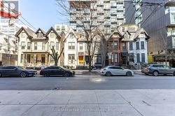 54 / 56 STEWART STREET Toronto, ON M5V 1H6