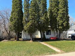 848 6th Street  Brandon, MB R7A 3P9