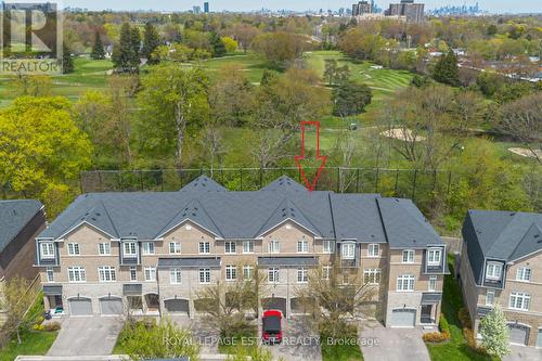 3 - 1129 HAIG BOULEVARD  Mississauga, ON L5E 2M6