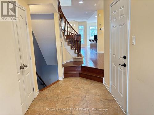 449 Foxhall Way, Ottawa, ON - Indoor Photo Showing Other Room