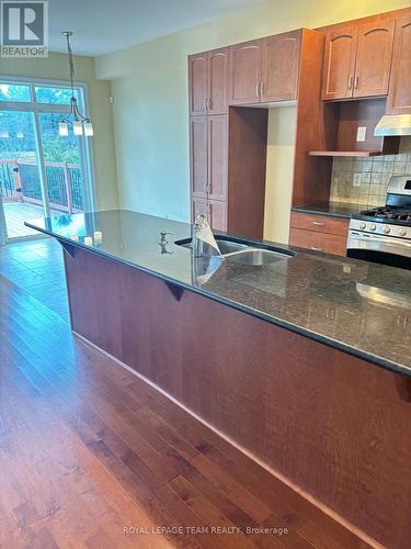 449 Foxhall Way, Ottawa, ON - Indoor Photo Showing Kitchen