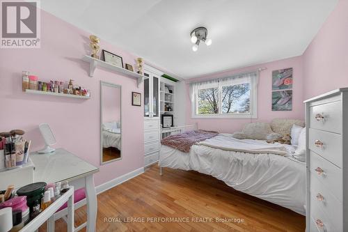 1182 Greyrock Crescent, Ottawa, ON - Indoor Photo Showing Bedroom