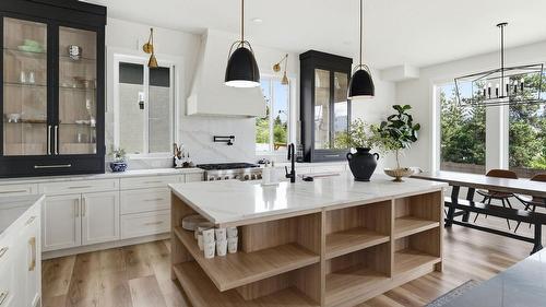 1032 Oak Barrel Lane  West Kelowna, BC V1Z 0A6