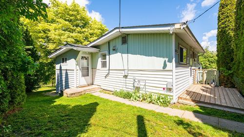 623 6th Avenue  Creston, BC V0B 1G3