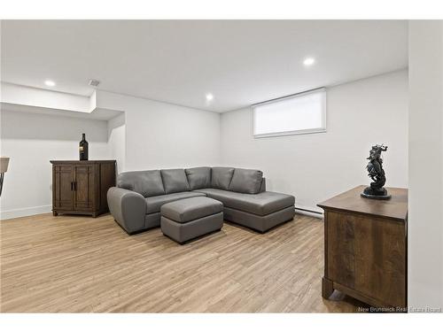 77 Bouchard St, Dieppe, NB 