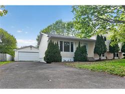 551 Lafleur ST Dieppe, NB E1A 5V2