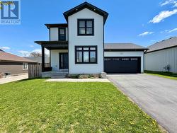 26 CURTIS STREET  Prince Edward County (Picton Ward), ON K0K 2T0