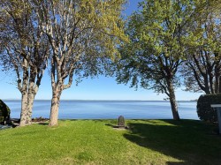 724 Av. de Venise O.  Venise-En-Québec, QC J0J 2K0