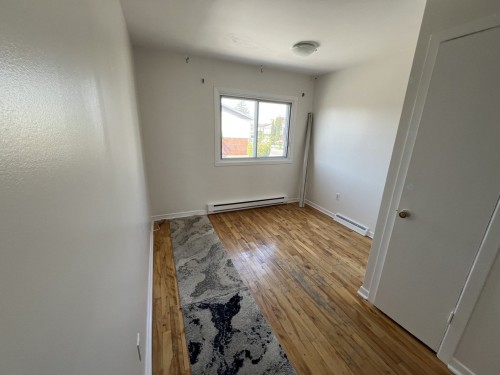 Chambre à coucher - 993 Rue Melville, Laval (Chomedey), QC - Indoor Photo Showing Other Room