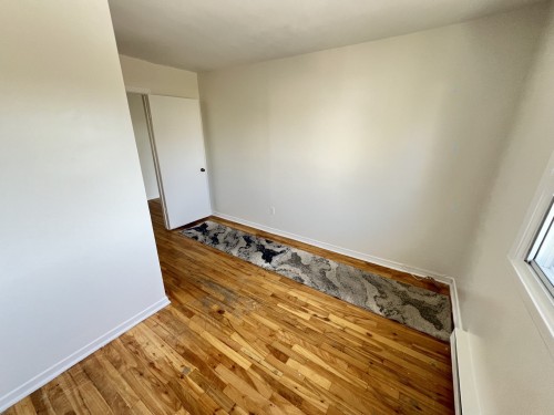 Chambre à coucher - 993 Rue Melville, Laval (Chomedey), QC - Indoor Photo Showing Other Room