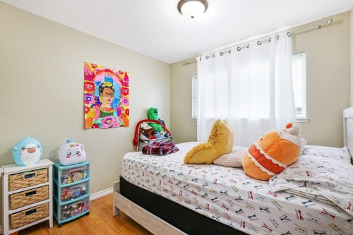 501 7Th Ave, Campbell River, BC - Indoor Photo Showing Bedroom
