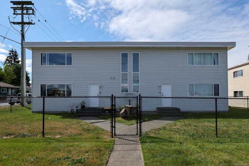 501 7Th Ave, Campbell River, BC - Outdoor With Exterior