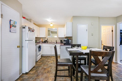 501 7Th Ave, Campbell River, BC - Indoor