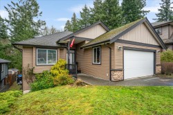 209 Shiloh Dr Nanaimo, BC V9R 7C8