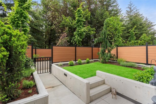 #112-6320 Sentinal Dr, Nanaimo, BC - Outdoor
